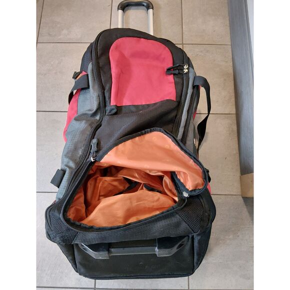 SWISS GEAR SIERRE II LIGHTWEIGHT ROLLING DUFFLE ROLLER LUGGAGE SPORT TRAVEL BAG - Picture 16 of 16